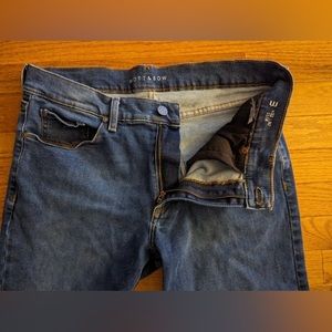 Mott & Bow Oliver Slim Jeans in Light/Medium Blue, Size 32 x 30